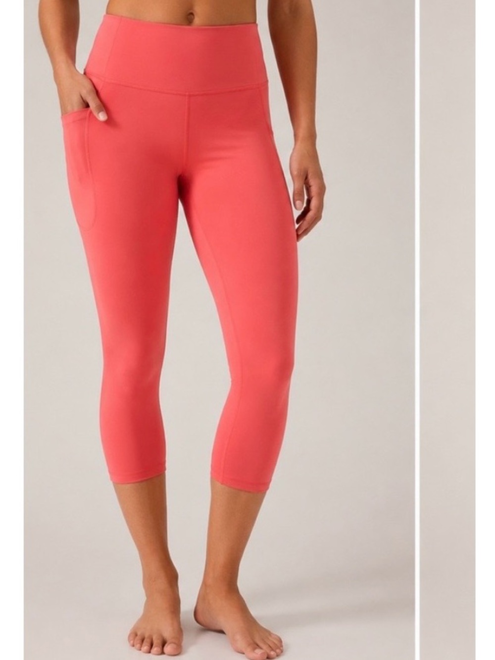 Athleta Salutation Stash Pocket II Capri Power Vita Coral 1X NWT